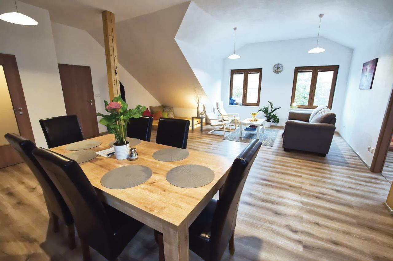 "U Capa" Krasny Apartman V Sedleci Sedlec  Extérieur photo