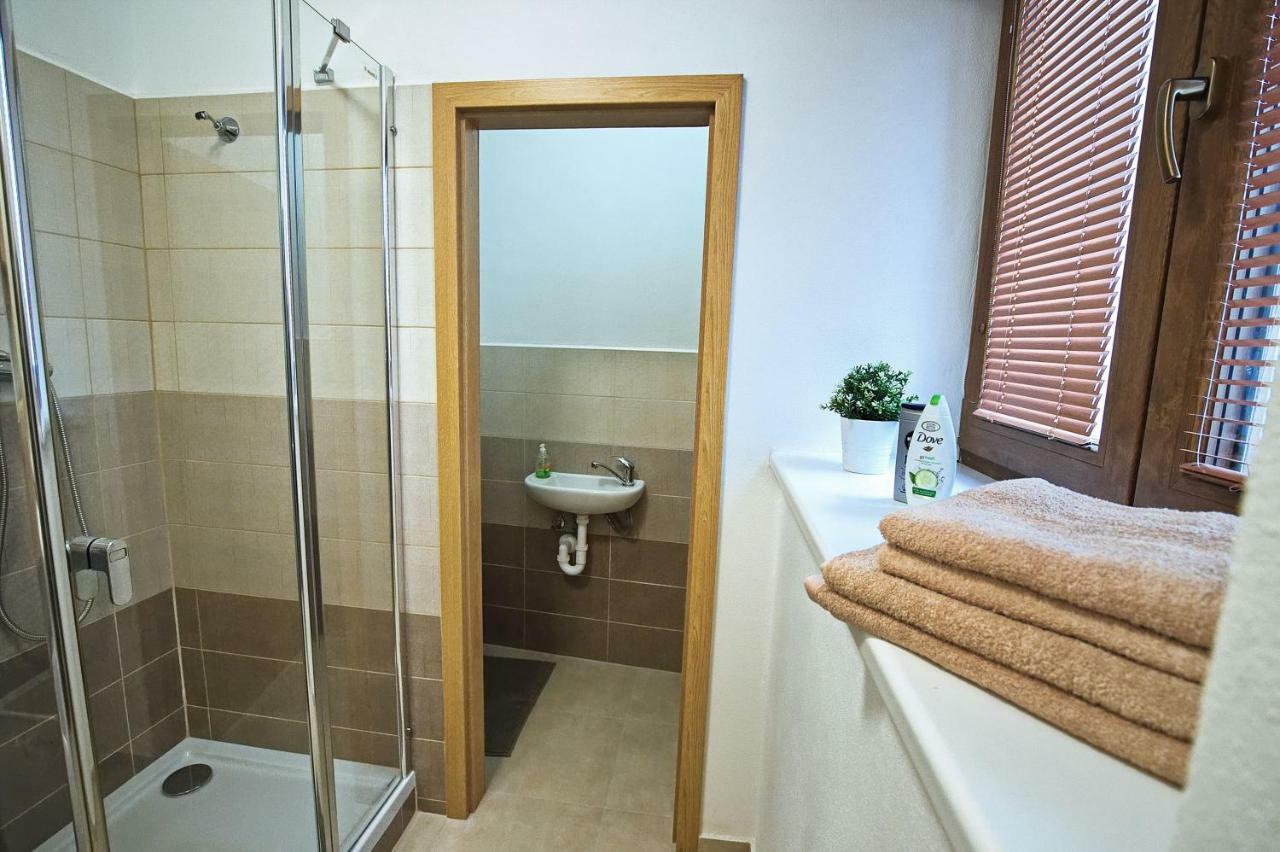 "U Capa" Krasny Apartman V Sedleci Sedlec  Extérieur photo