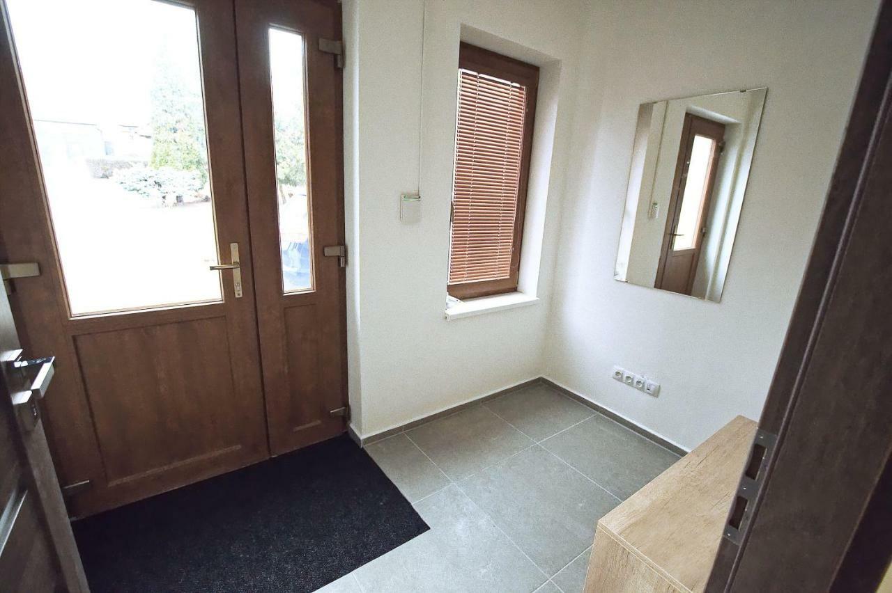 "U Capa" Krasny Apartman V Sedleci Sedlec  Extérieur photo